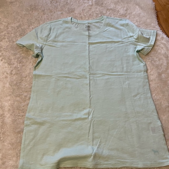 5 US S and US XS shirts from VS pink - Picture 9 of 11